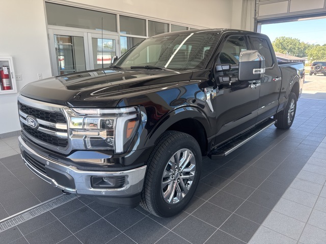 2025 Ford F-150 Lariat photo 4