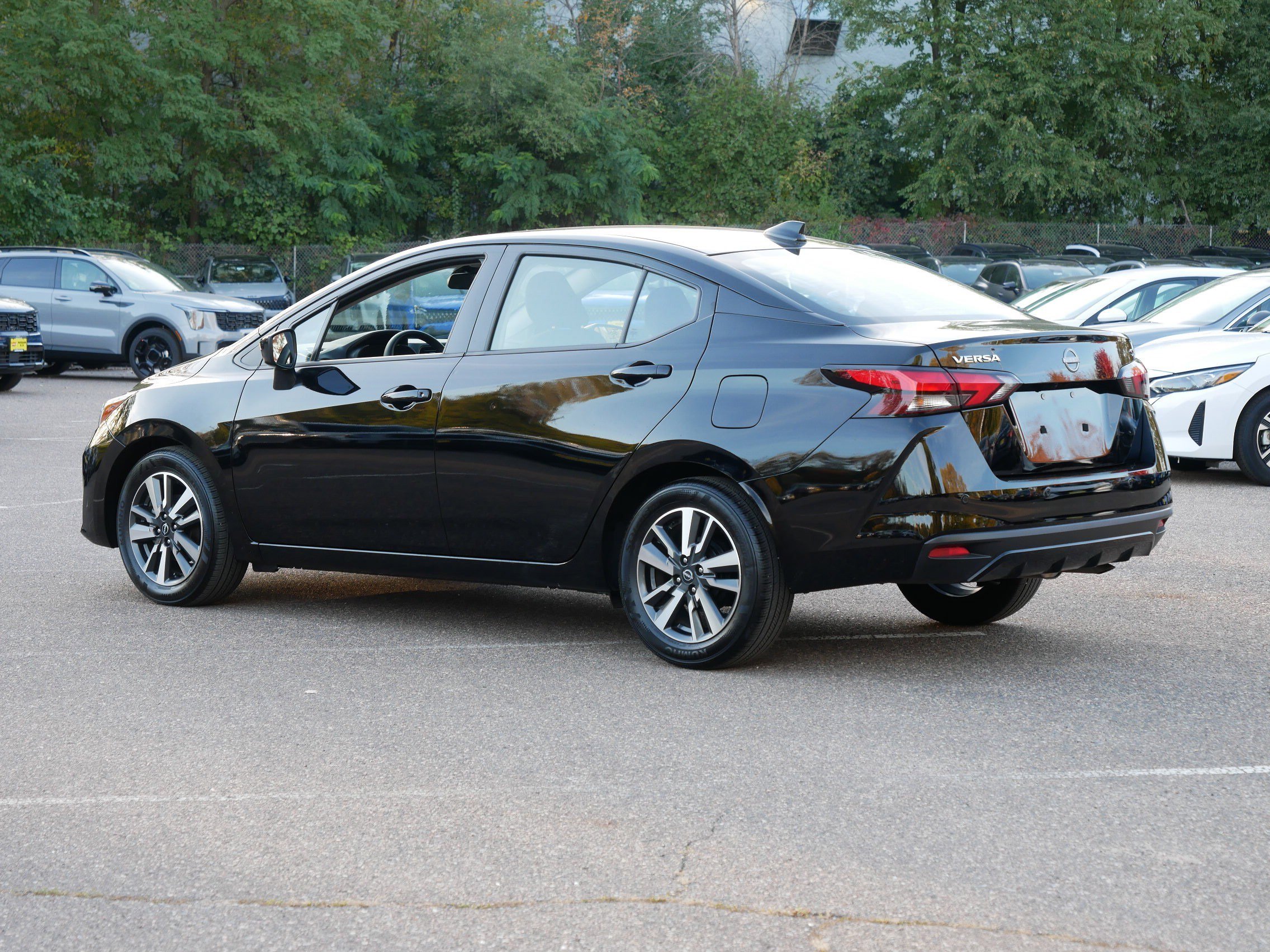 2024 Nissan Versa SV photo 2