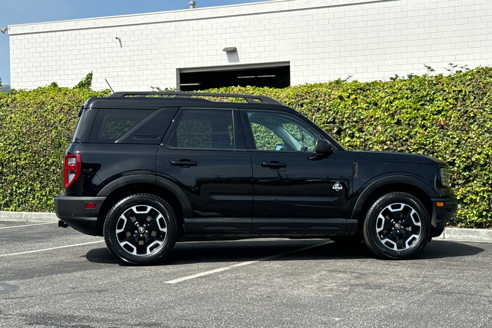 2023 Ford Bronco Sport Outer Banks photo 3