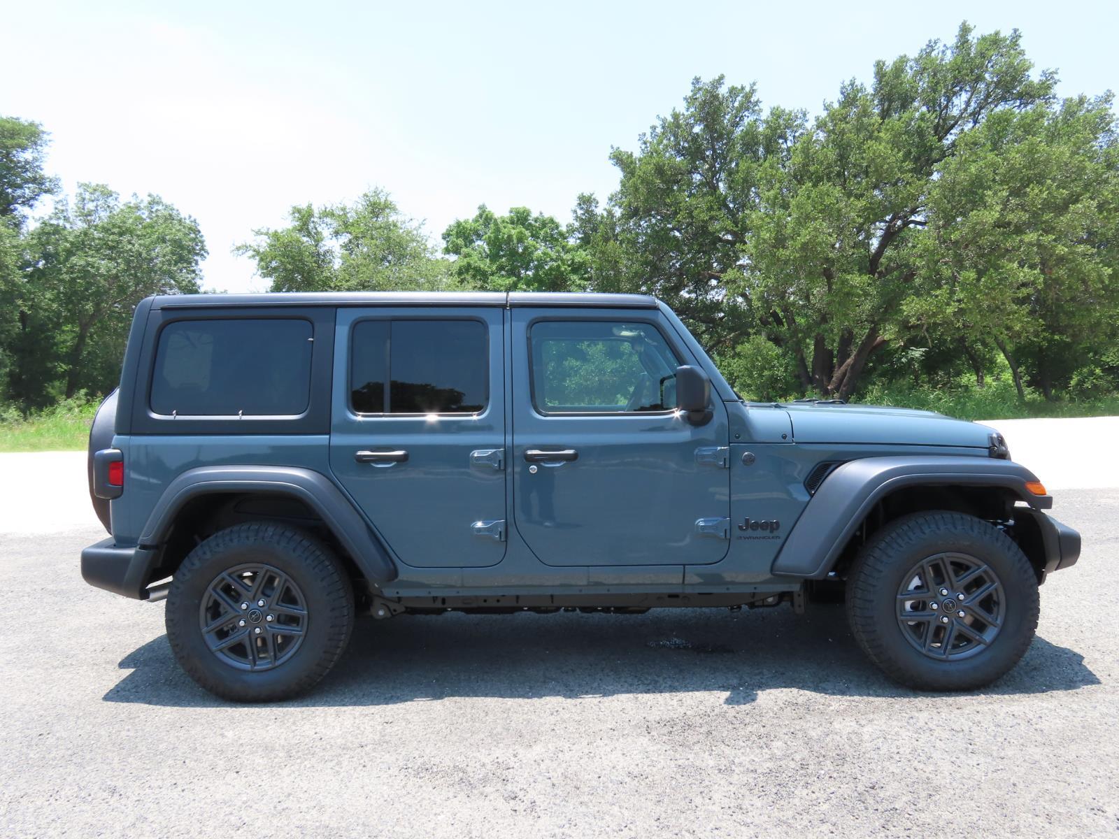 2024 Jeep Wrangler Sport S photo 3