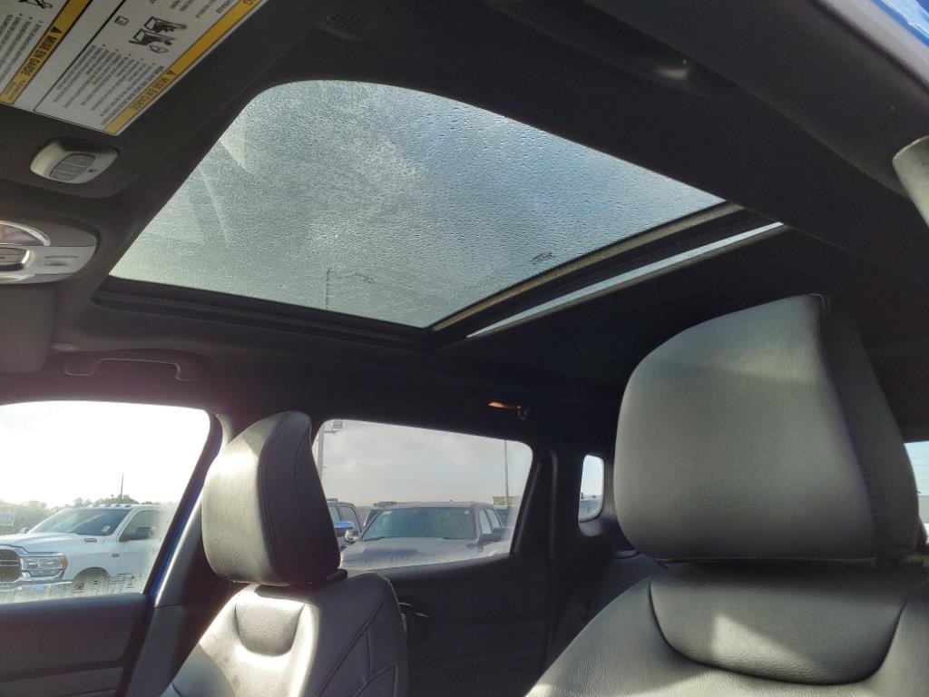 2023 Jeep Compass Altitude photo 8