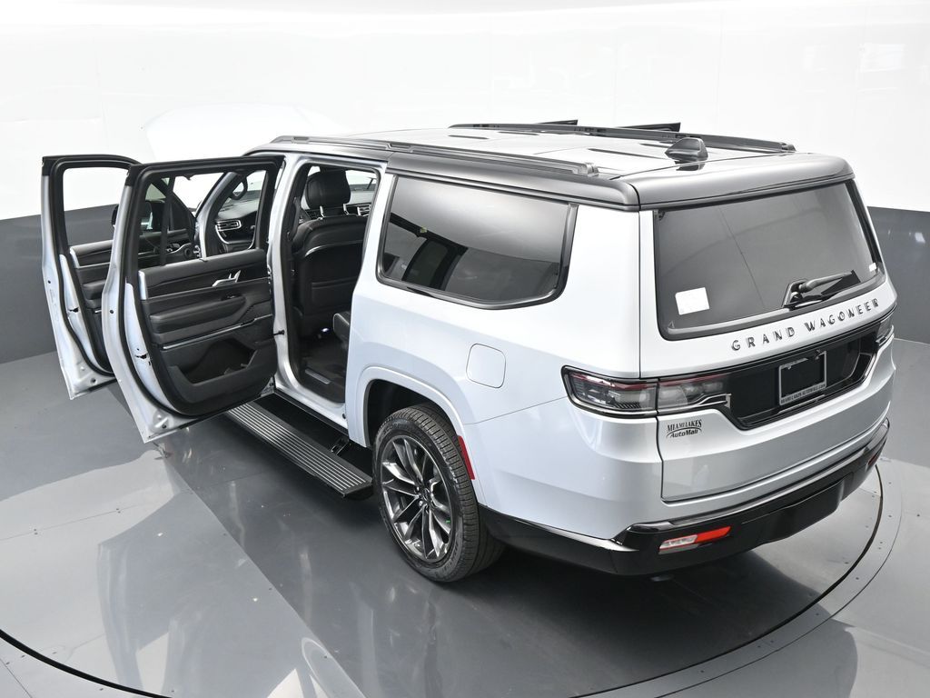 2024 Jeep Grand Wagoneer L II photo 57