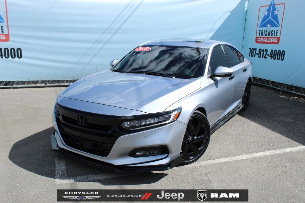 2020 Honda Accord Touring's photo