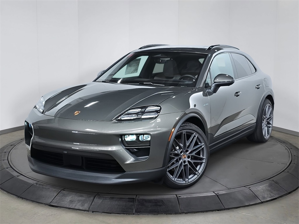 2025 Porsche Macan S