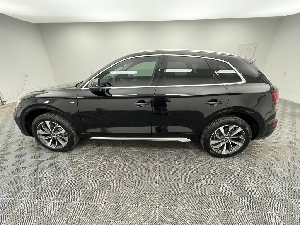 2022 Audi Q5 45 S line Premium photo 15