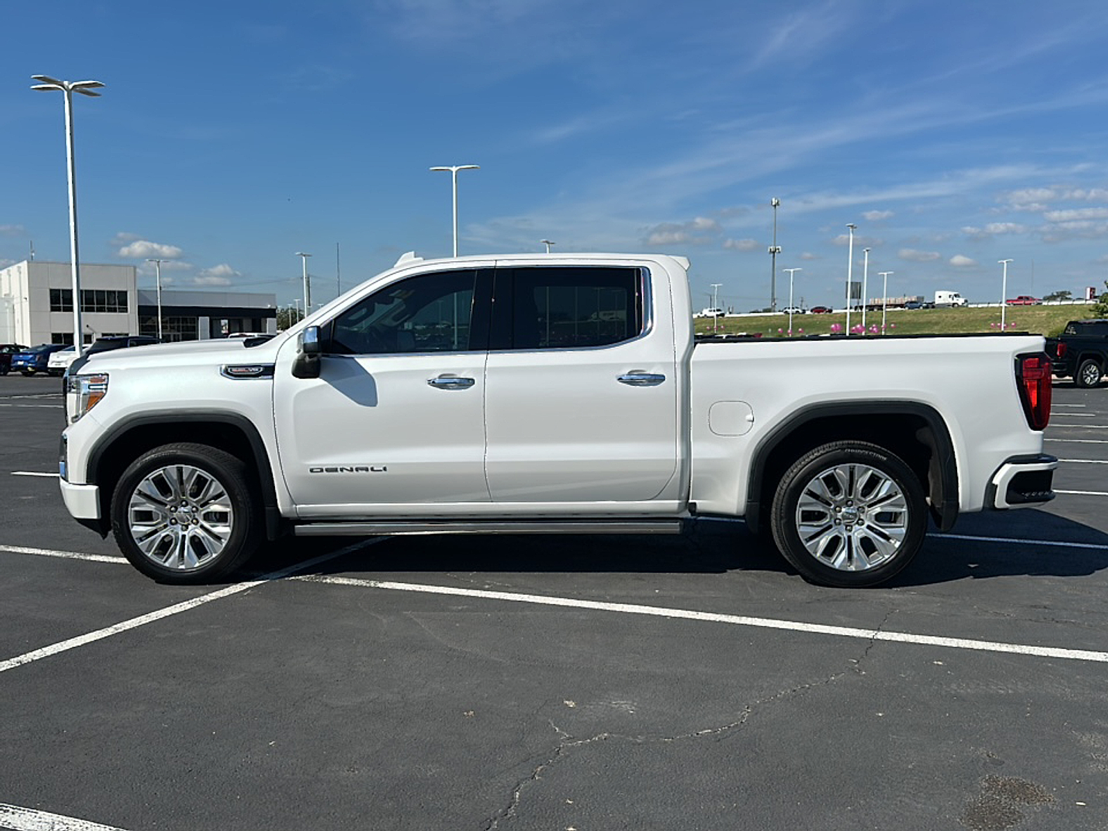 2022 Gmc Sierra 1500 Limited Denali photo 2