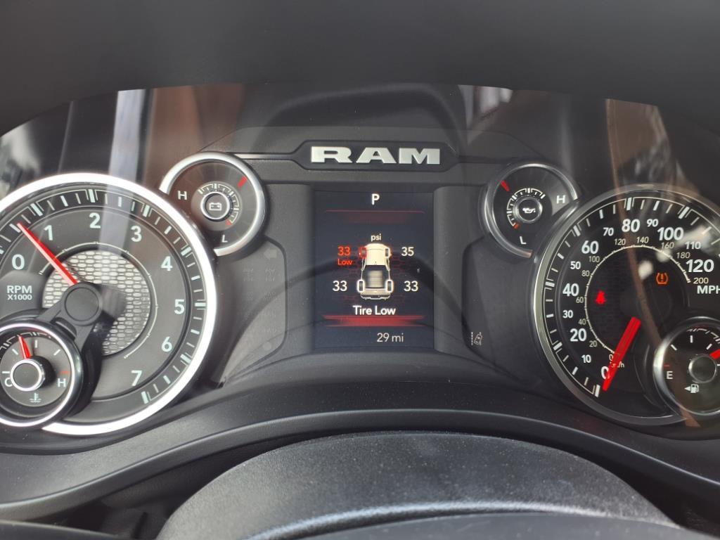 2025 Ram 1500 Tradesman photo 10