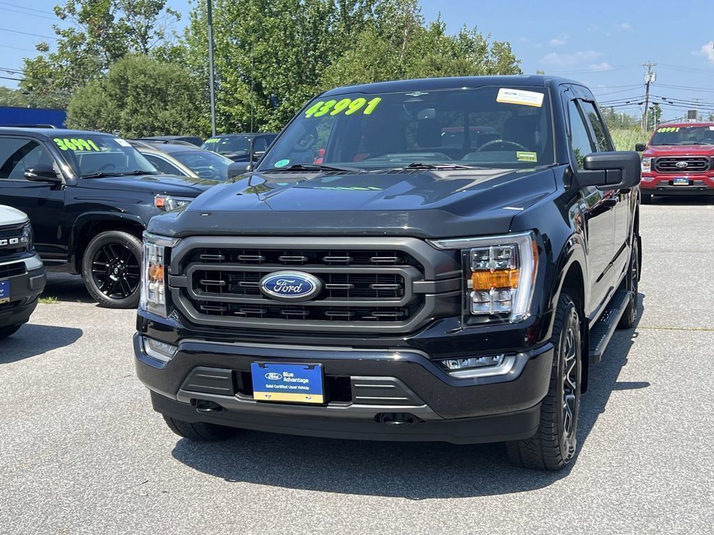 2023 Ford F-150 XLT photo 2
