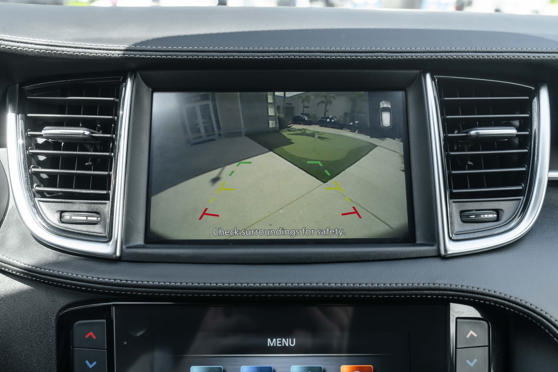 2025 Infiniti QX55 Luxe photo 11