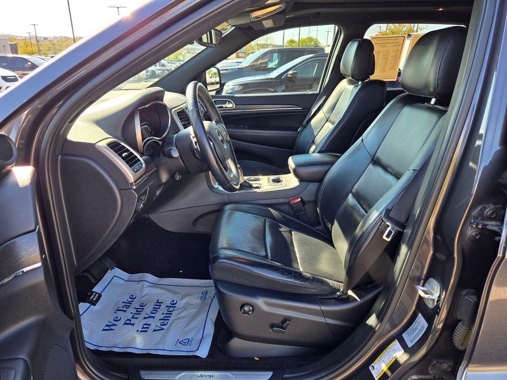 2017 Jeep Grand Cherokee Limited photo 9