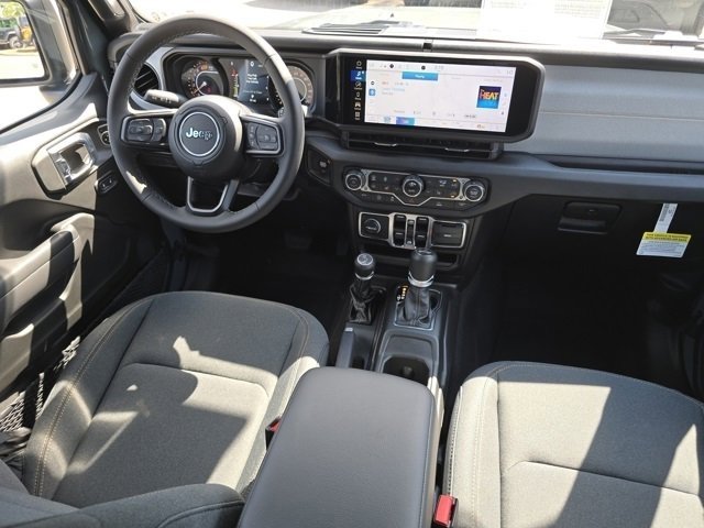 2025 Jeep Wrangler Sport S photo 27