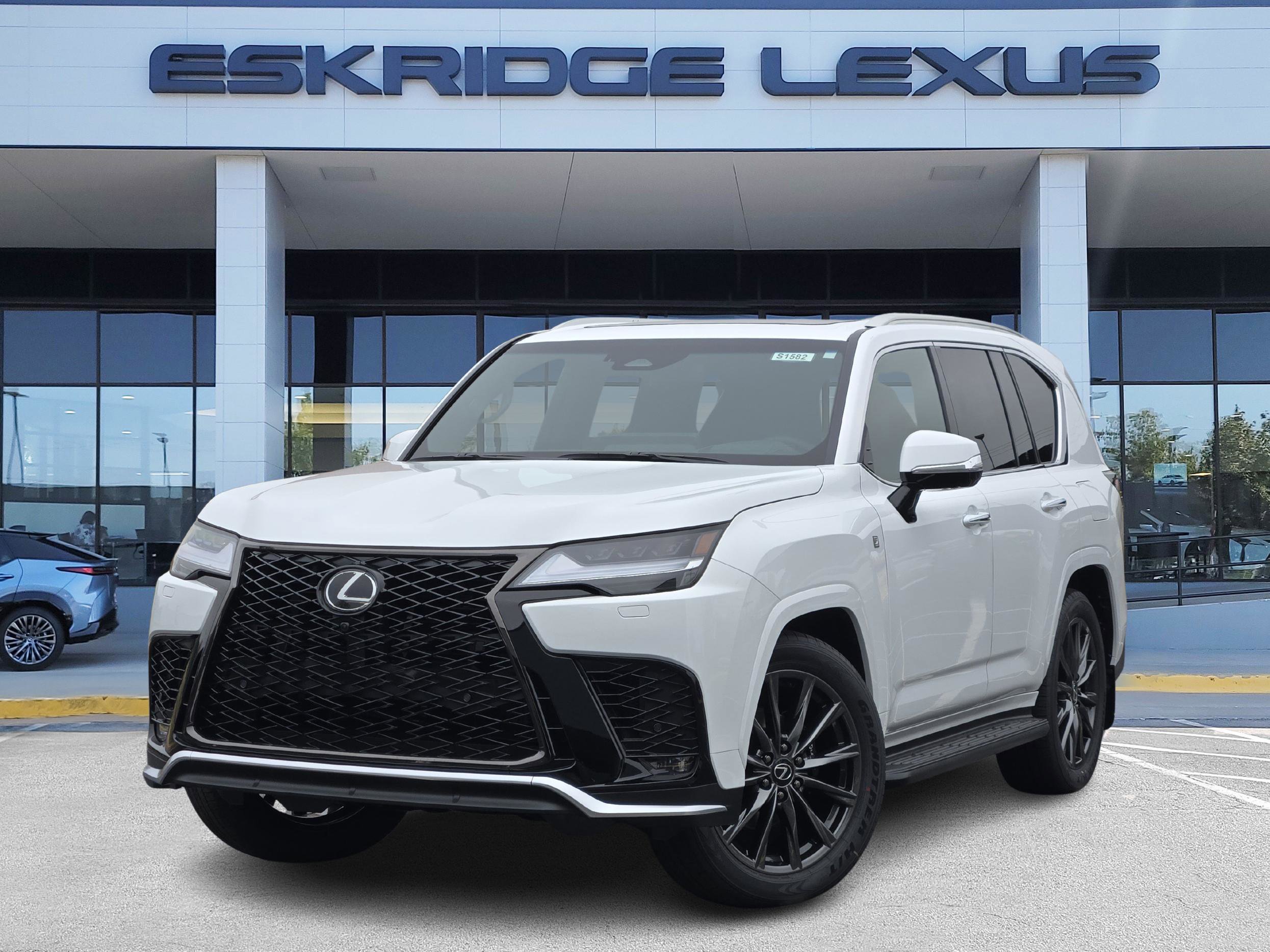2025 Lexus LX F-Sport's photo