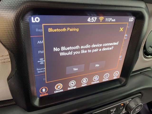 2022 Jeep Wrangler Unlimited Sahara High Altitude photo 25