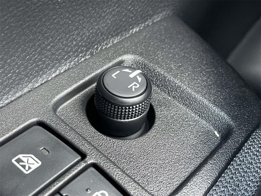 2026 Toyota Corolla LE photo 28