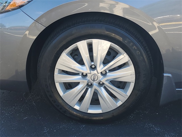 2024 Nissan Sentra S photo 6