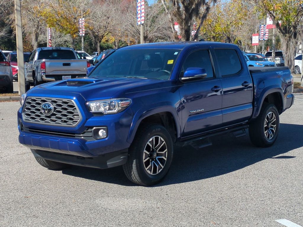 2023 Toyota Tacoma TRD Sport's photo
