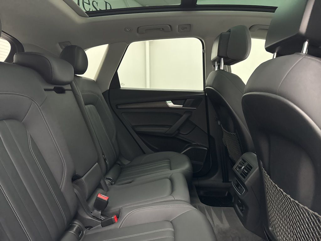 2021 Audi Q5 45 Premium Plus photo 20