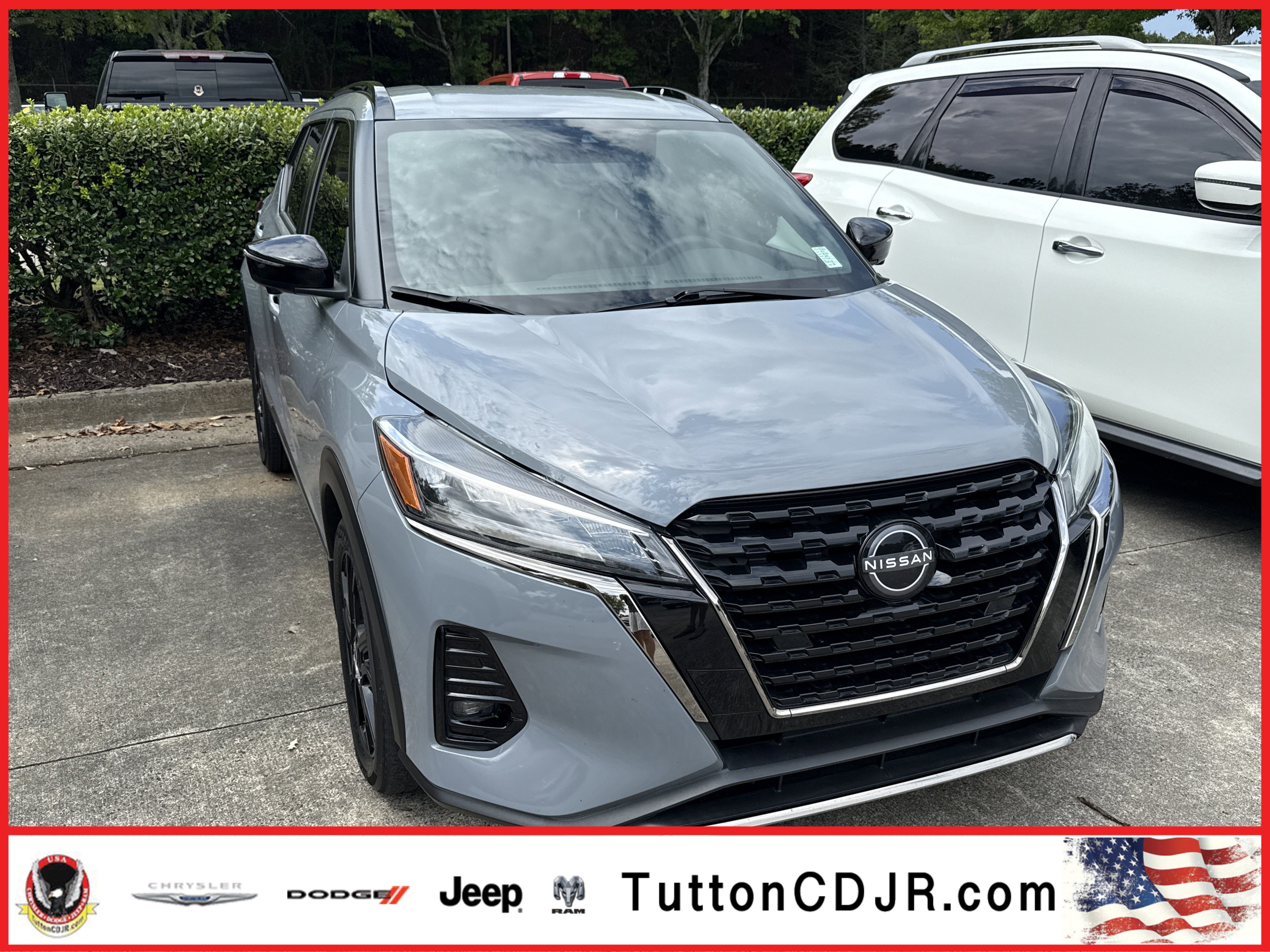 2022 Nissan Kicks SR