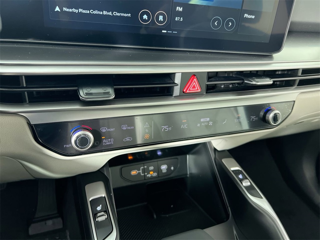 2026 Kia Sorento EX photo 24