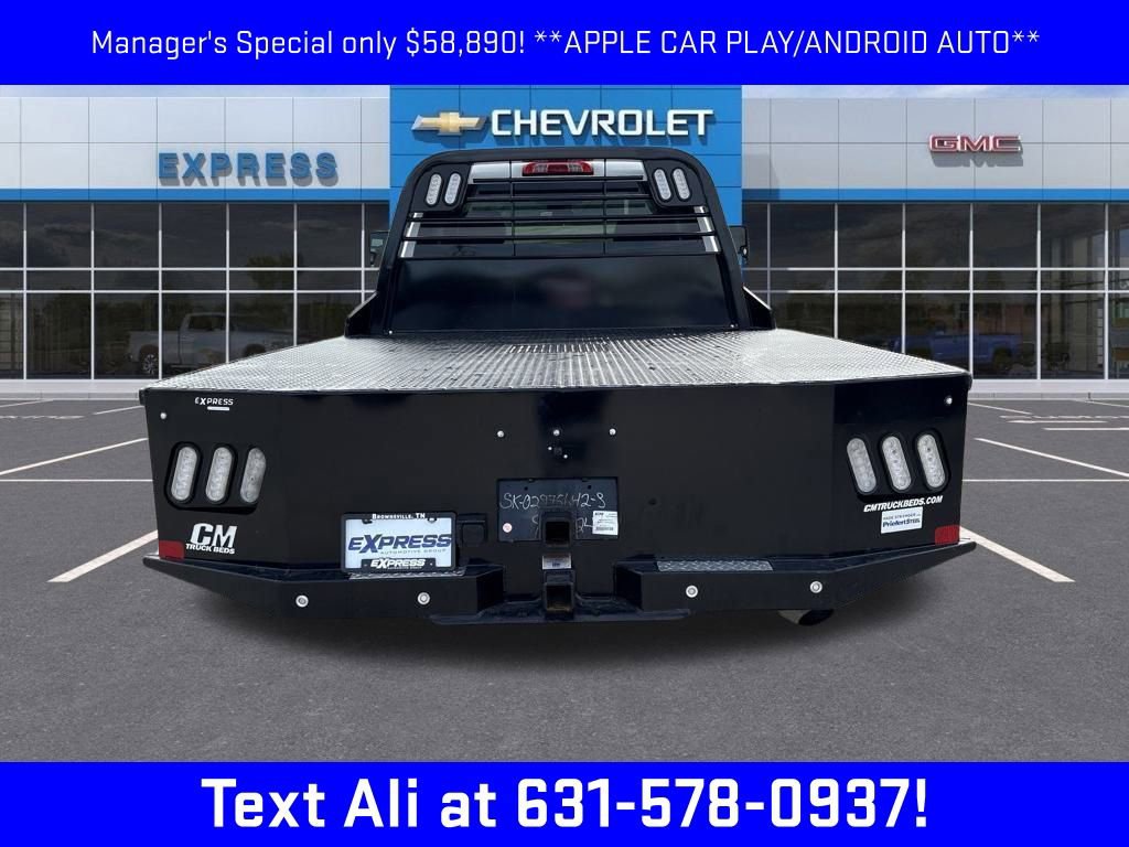 2025 Chevrolet Silverado 3500HD LT photo 4