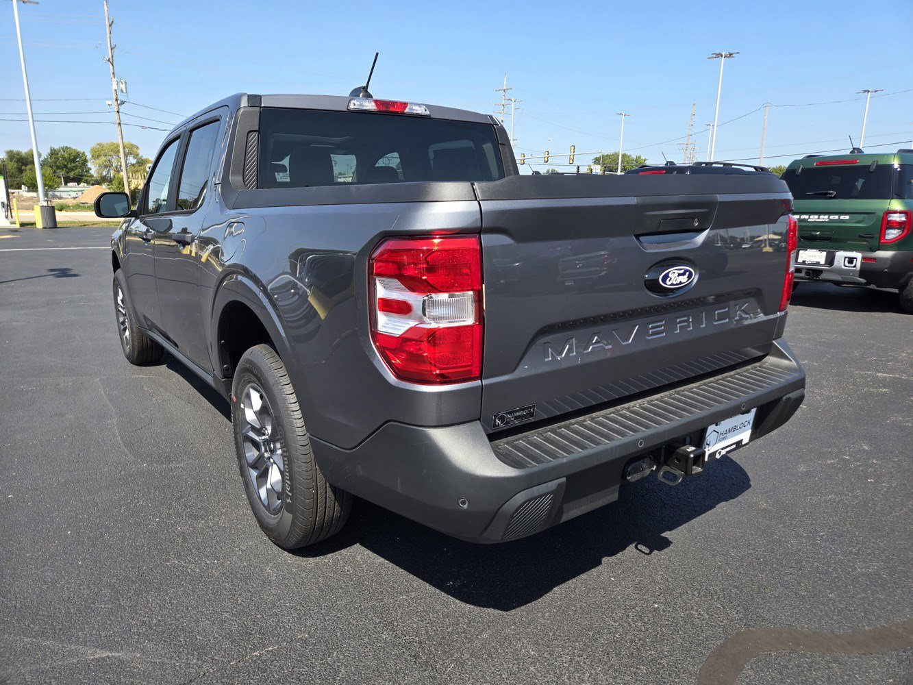 2025 Ford Maverick XLT photo 2