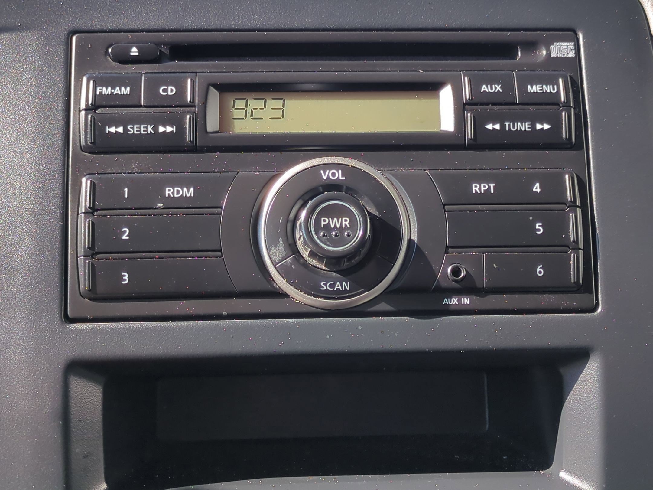 2015 Nissan NV3500 photo 18