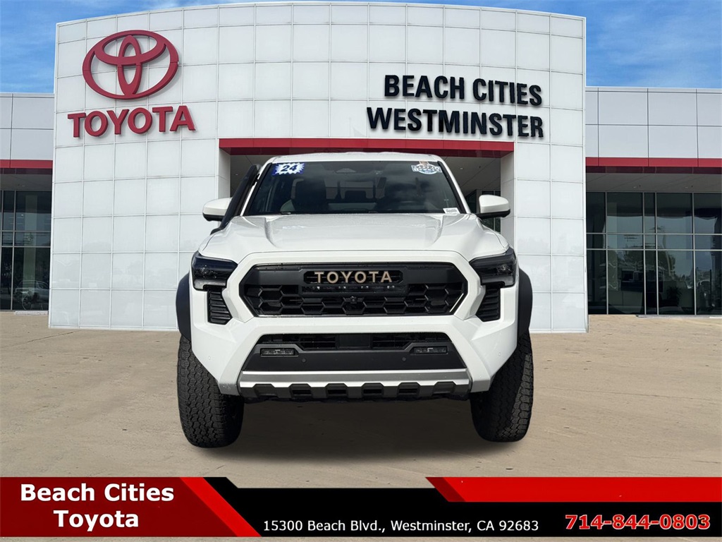 2024 Toyota Tacoma 4x4 TRD Sport photo 2