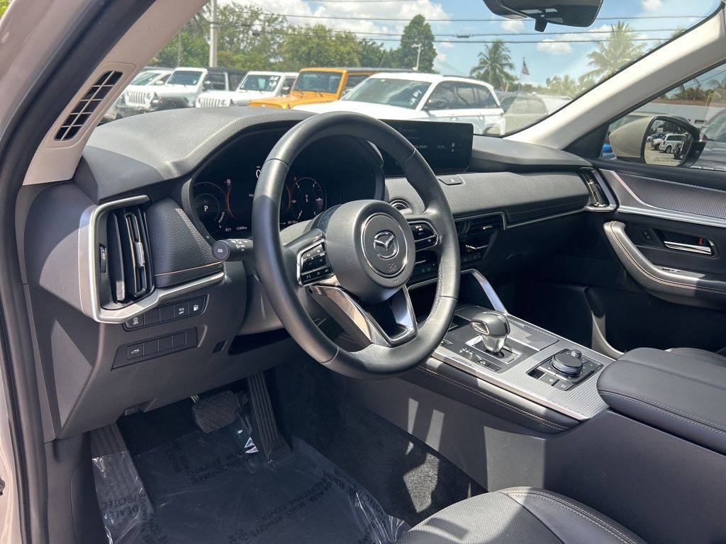 2024 Mazda CX-90 Preferred photo 10