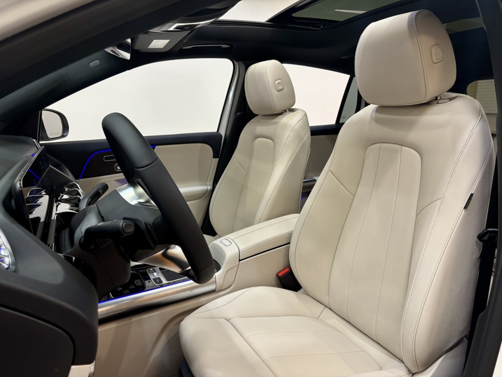 2026 Mercedes Benz GLA 250 photo 6