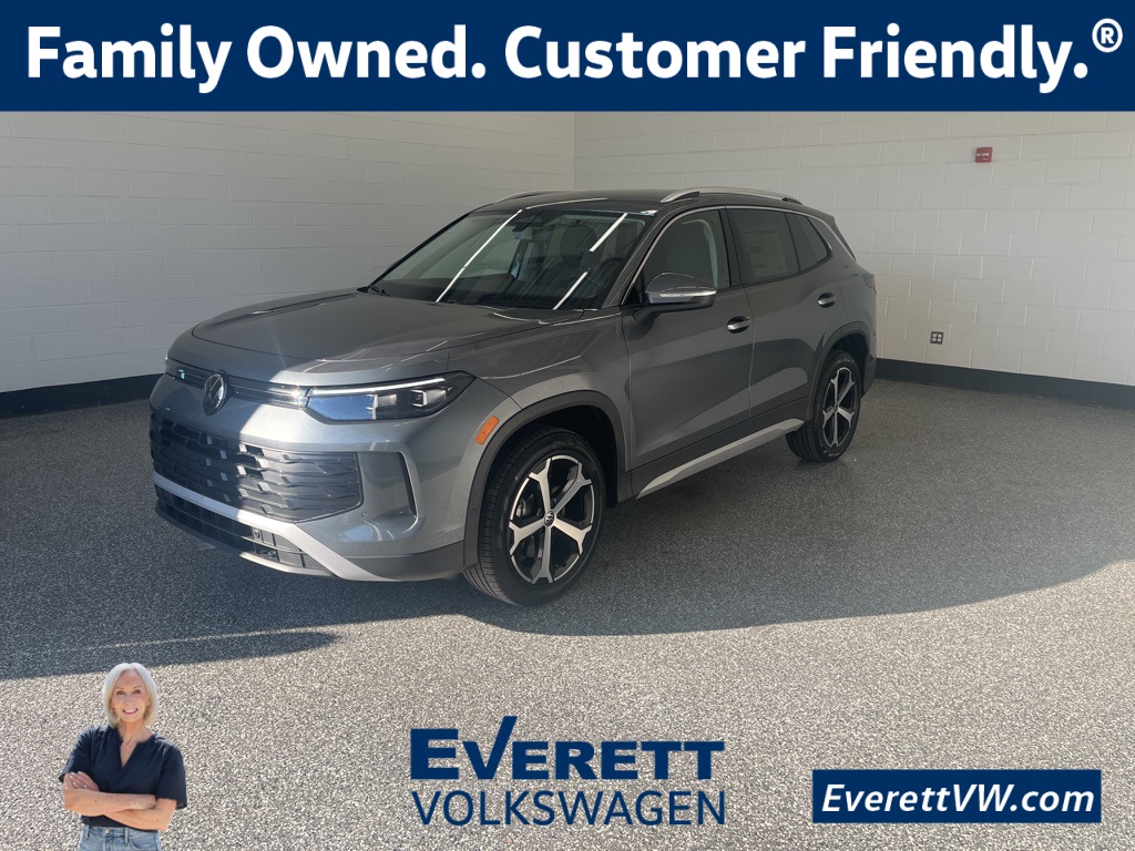 2026 Volkswagen Tiguan SE's photo