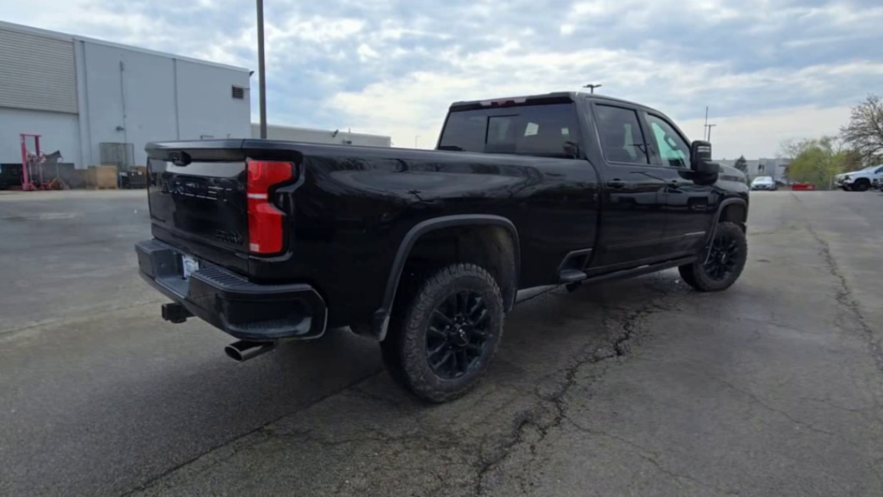 2025 Chevrolet Silverado 2500HD High Country photo 48