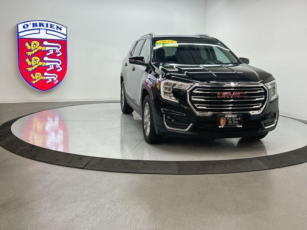 2024 GMC Terrain SLT's photo