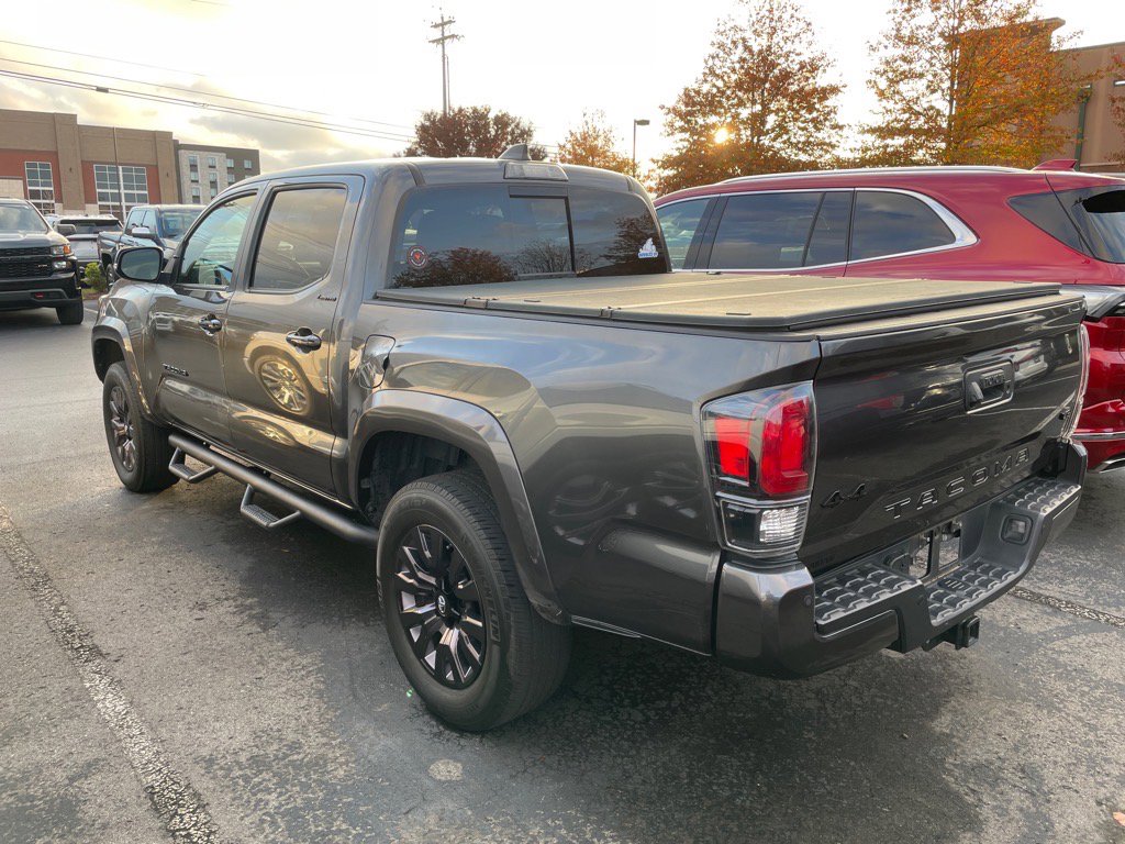 2021 Toyota Tacoma Limited photo 2