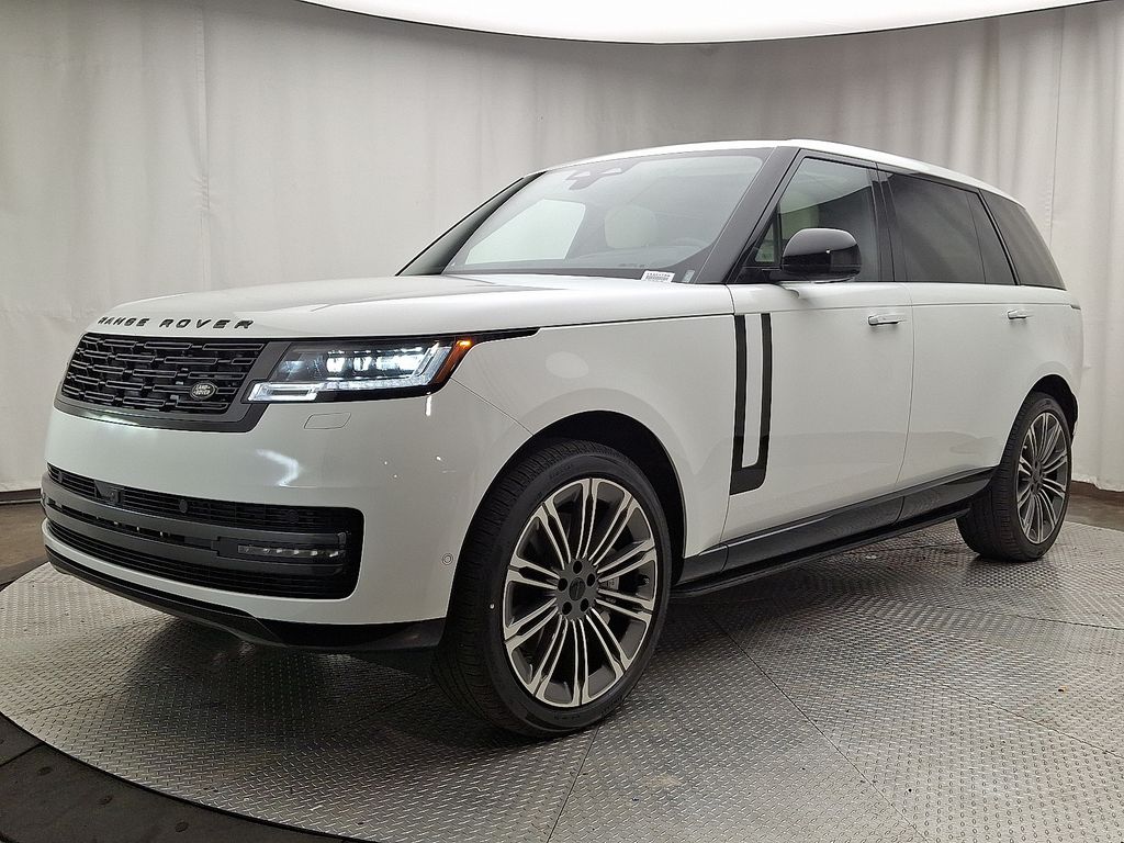 2026 Land Rover Range Rover SE's photo