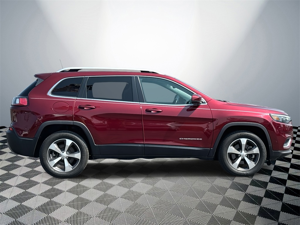Used 2021 Jeep Cherokee Limited with VIN 1C4PJMDX3MD172841 for sale in Pinckney, MI