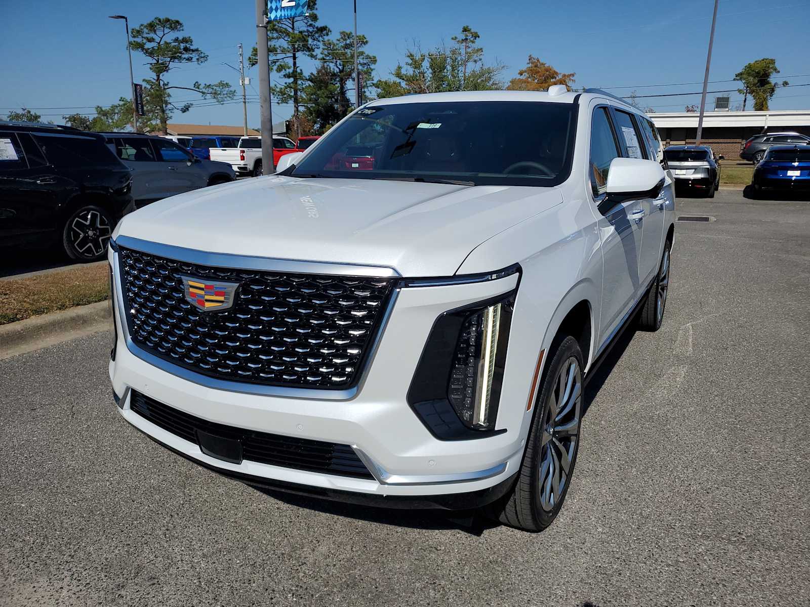 2026 Cadillac Escalade ESV Luxury's photo