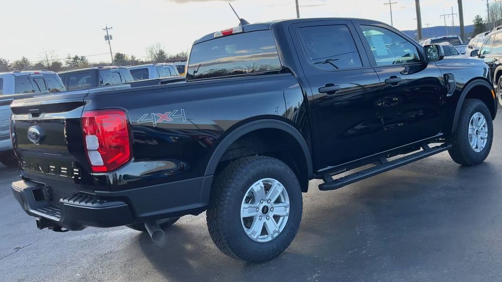 2025 Ford Ranger XL photo 3