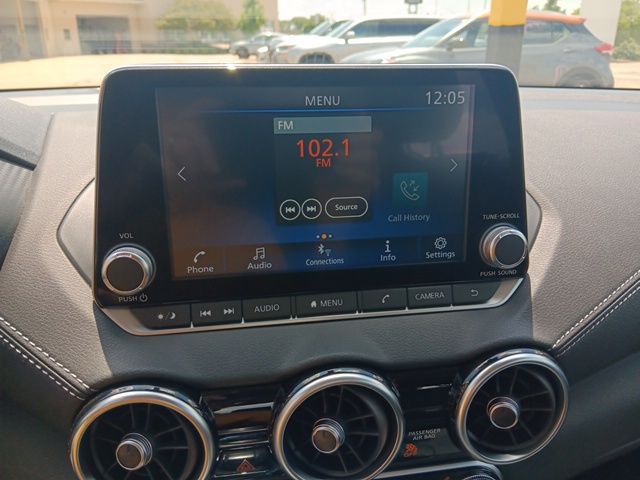 2025 Nissan Sentra SV photo 12