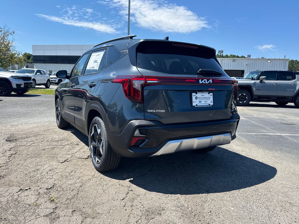 2026 Kia Seltos S photo 5