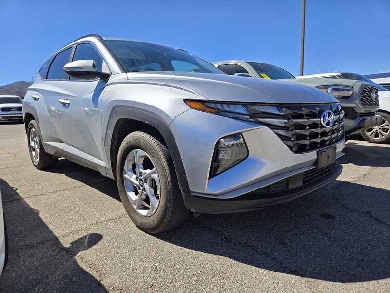 2023 Hyundai Tucson SEL photo 2