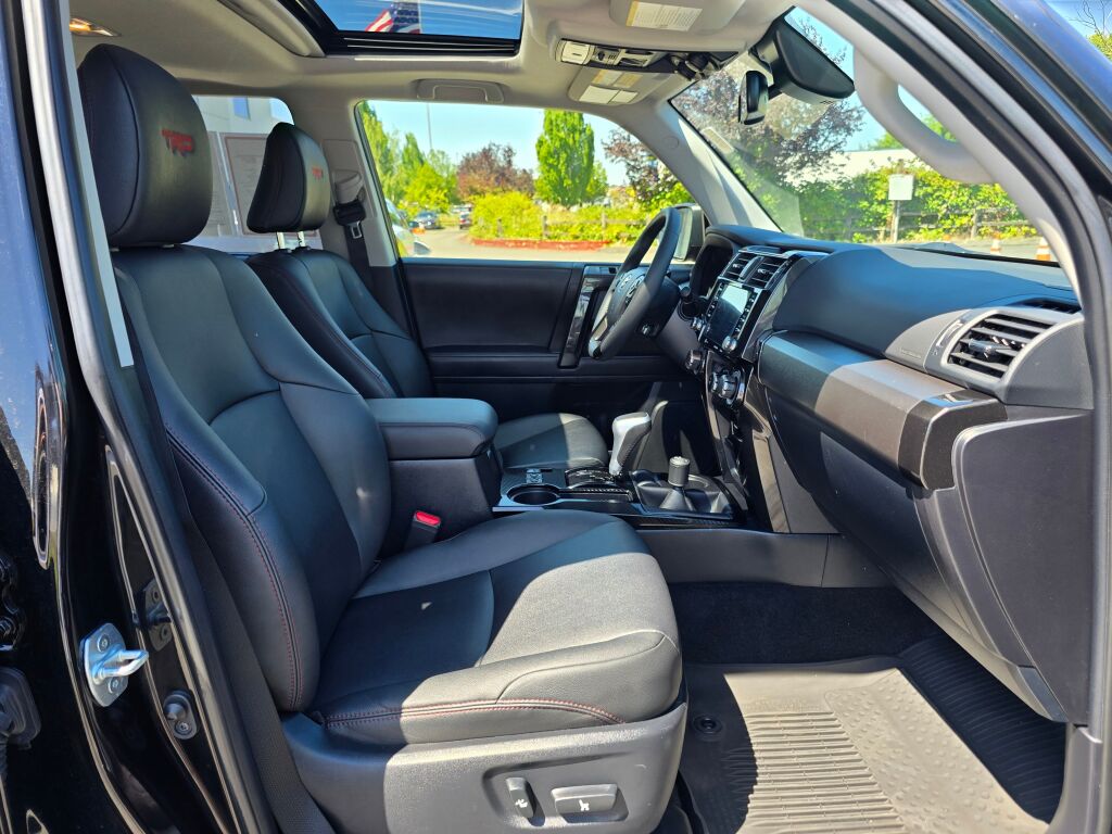 2021 Toyota 4Runner TRD Off-Road Premium photo 11