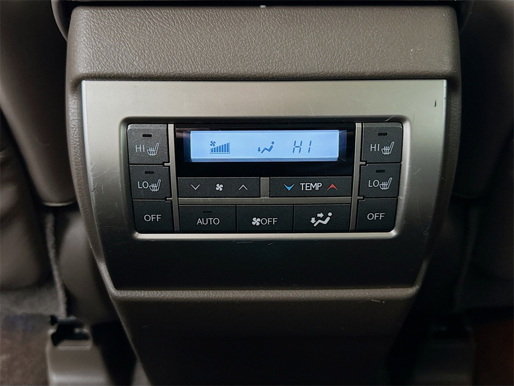 2016 Lexus GX 460 Luxury photo 17