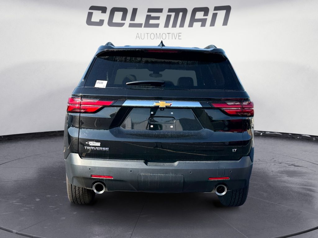 2022 Chevrolet Traverse 1LT photo 4