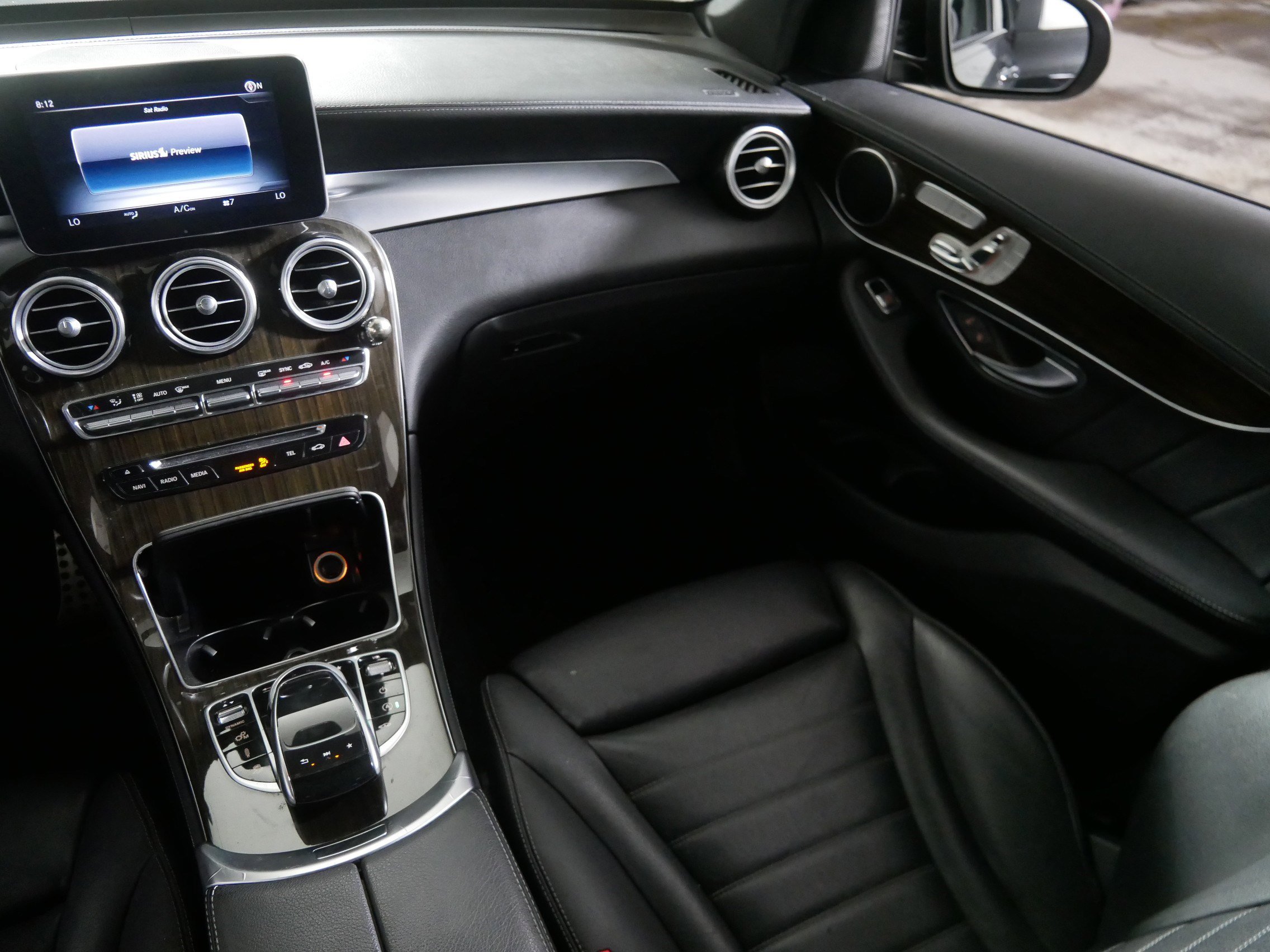 2018 Mercedes Benz GLC AMG 43 4MATIC photo 11