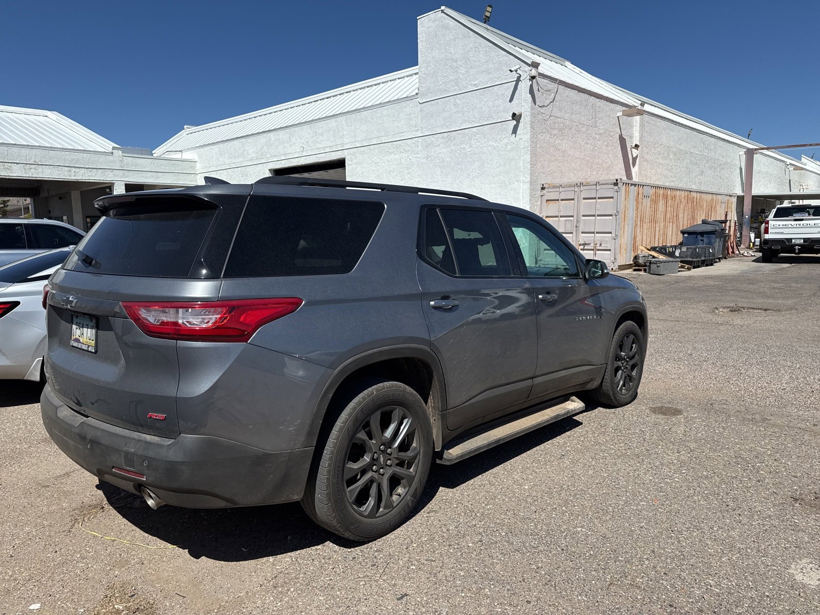 2021 Chevrolet Traverse RS photo 2