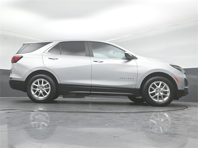 2022 CHEVROLET EQUINOX - Image 43