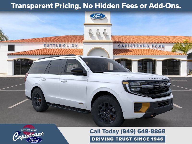 2025 Ford Expedition photo 3