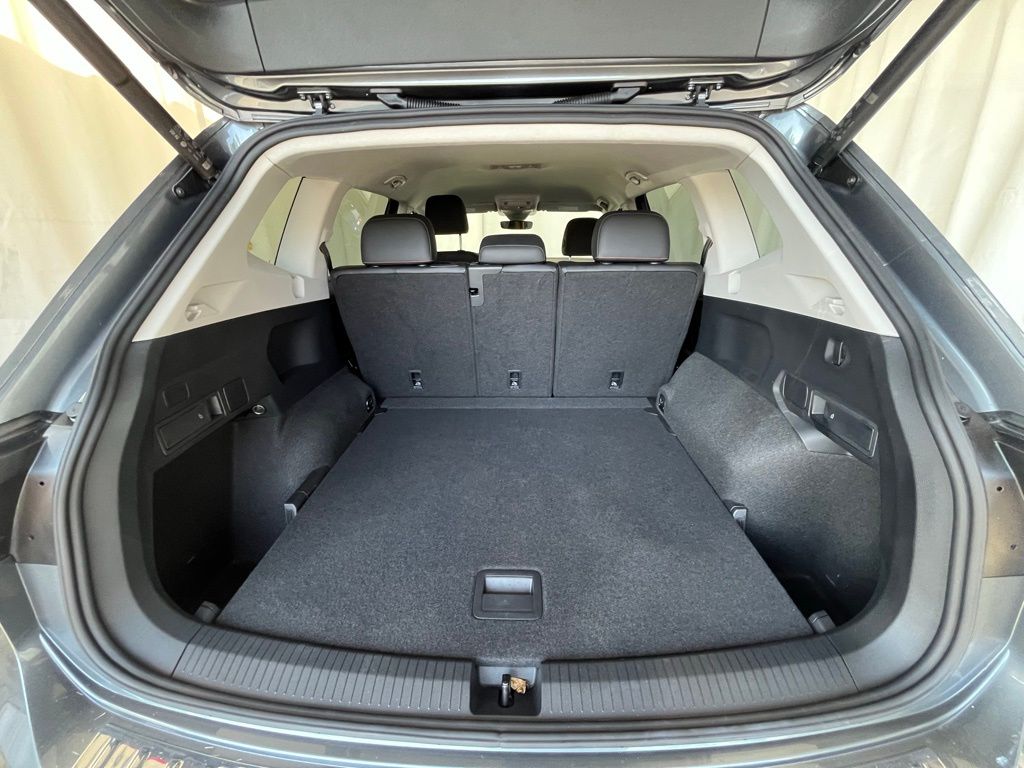 2024 Volkswagen Tiguan SE Wolfsburg Edition photo 26
