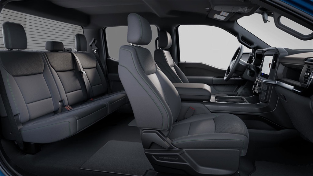 2025 Ford F-150 STX photo 3