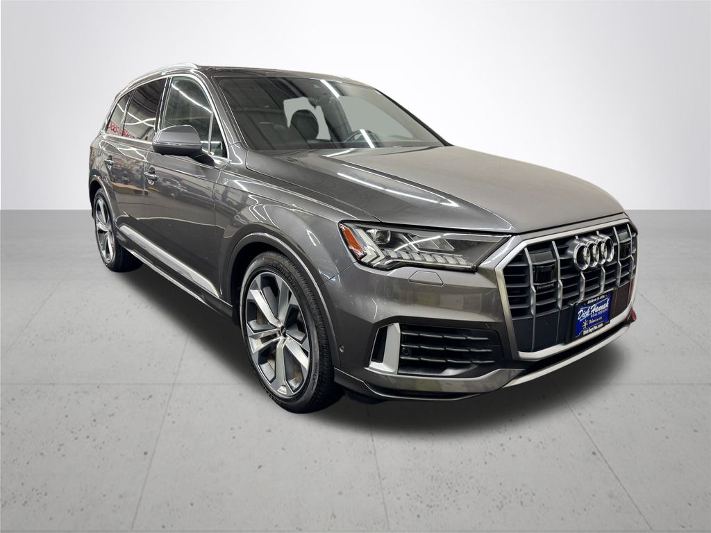 2021 Audi Q7 55 Prestige photo 7